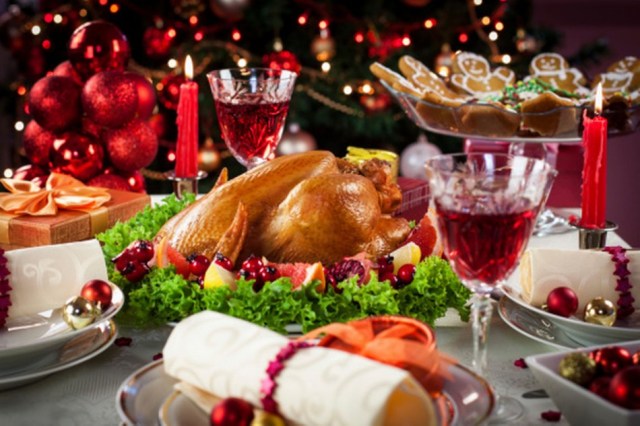 Christmas-dinner-1-950x633