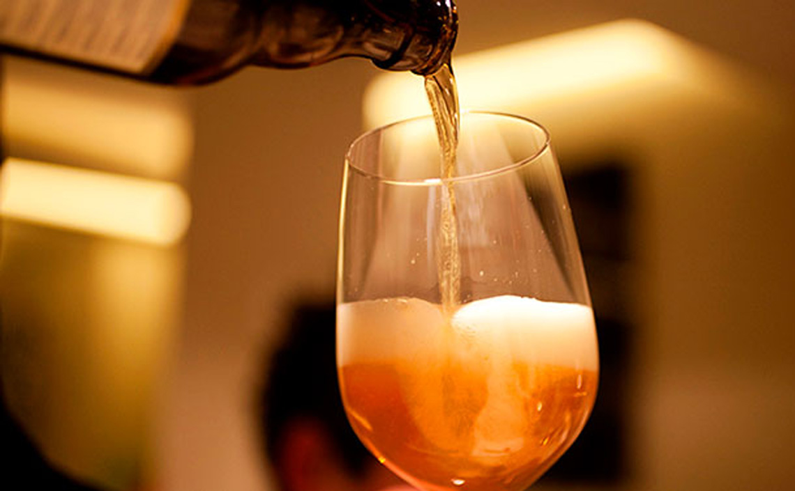 Descubra o que o cheiro do corpo revela sobre sua saúde - blog pitacos e achados - cheiro de bebida alcolica